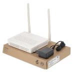 پشت دستگاه HG8546M با نمایش پورت‌ها