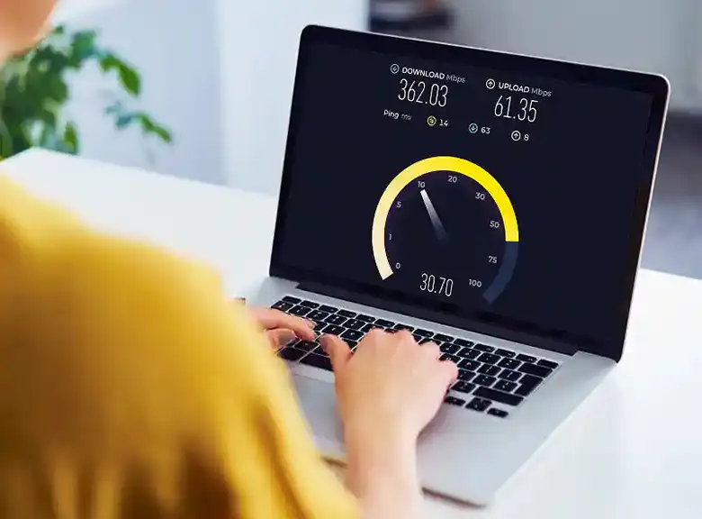 کندی سرعت اینترنت فیبر نوری در بندرعباس